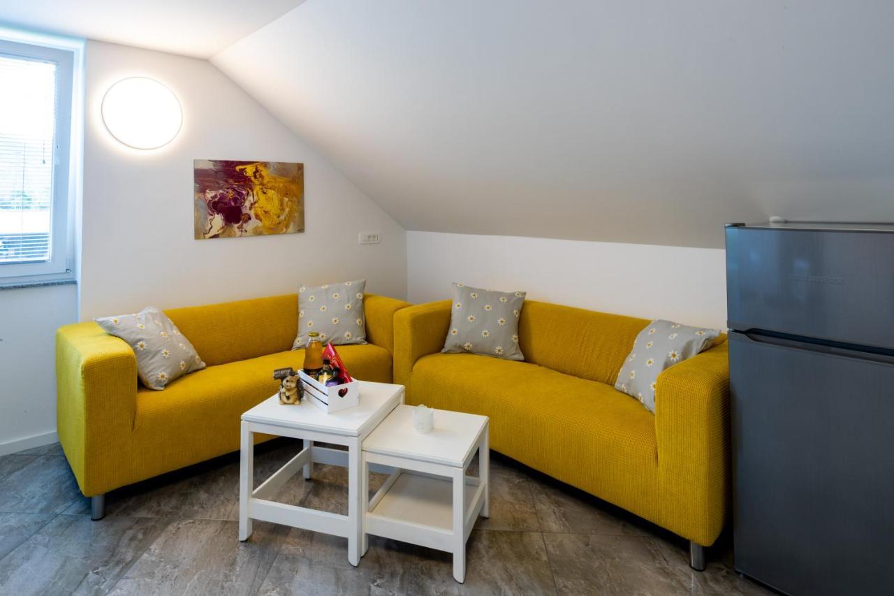 Aparthouse Jana Breg Zirovnica Екстериор снимка